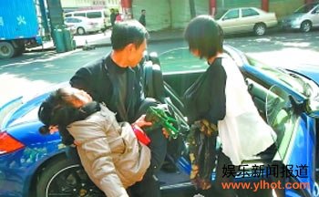 保时捷少女把座驾“让给”陌路人